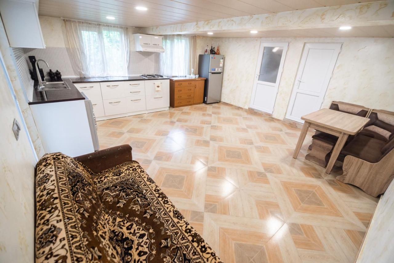 Cozy Apartment Near Kobuleti With Mountain View Exteriör bild